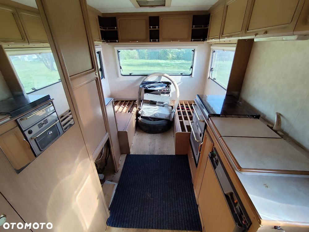Ford Transit - 13