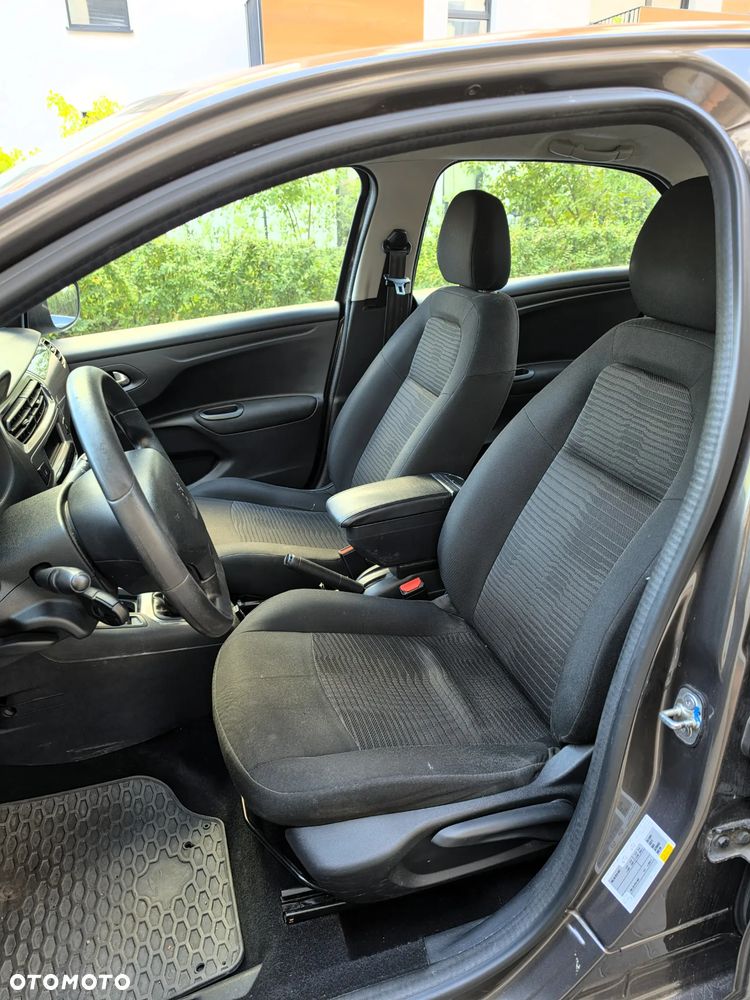 Peugeot 301 1.6 VTi Active EU6 - 14
