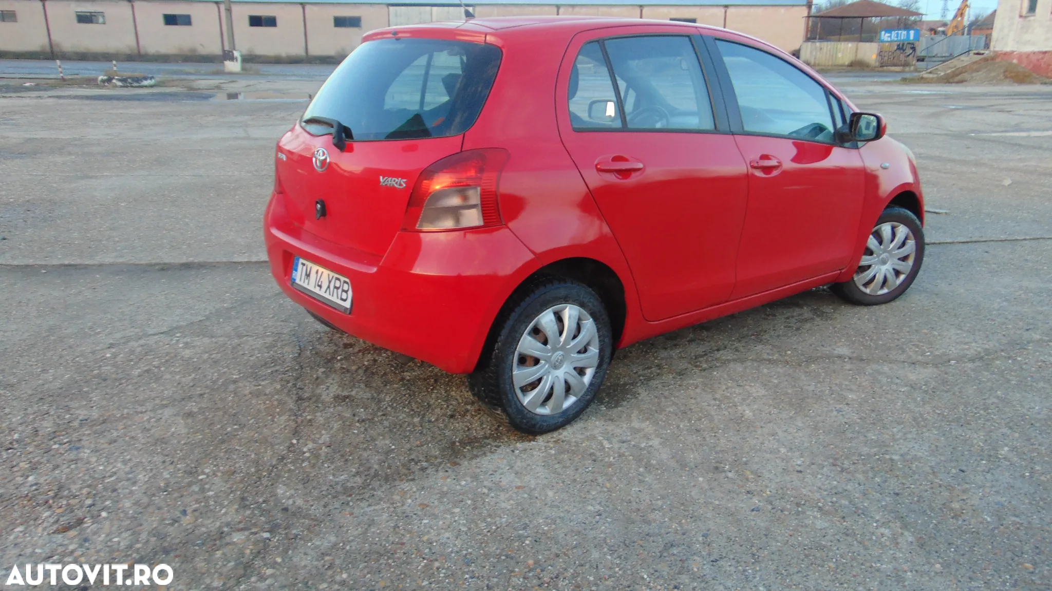 Usi Toyota Yaris 2005-2010 hatchback - 3