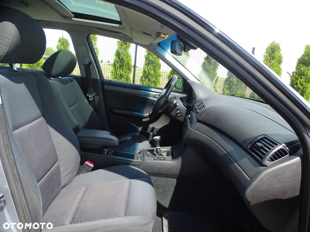 BMW Seria 3 - 12