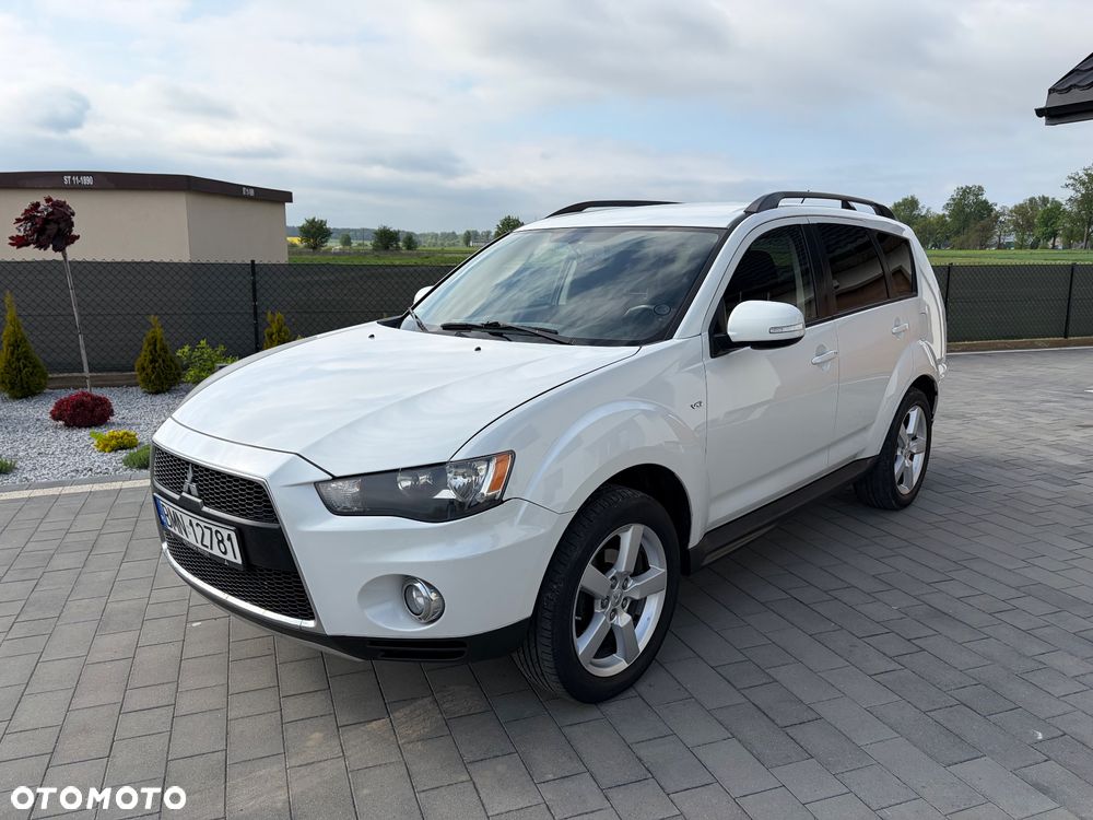 Mitsubishi Outlander 3.0 V6 XLS - 5