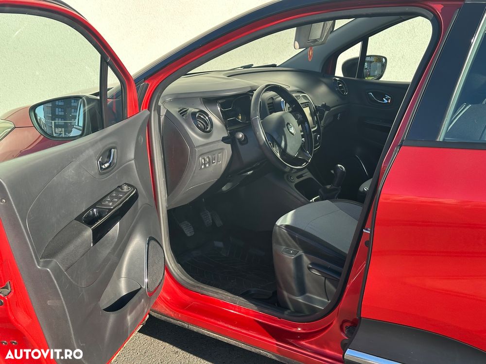 Renault Captur TCe Turbo Stop/Start Expression - 8