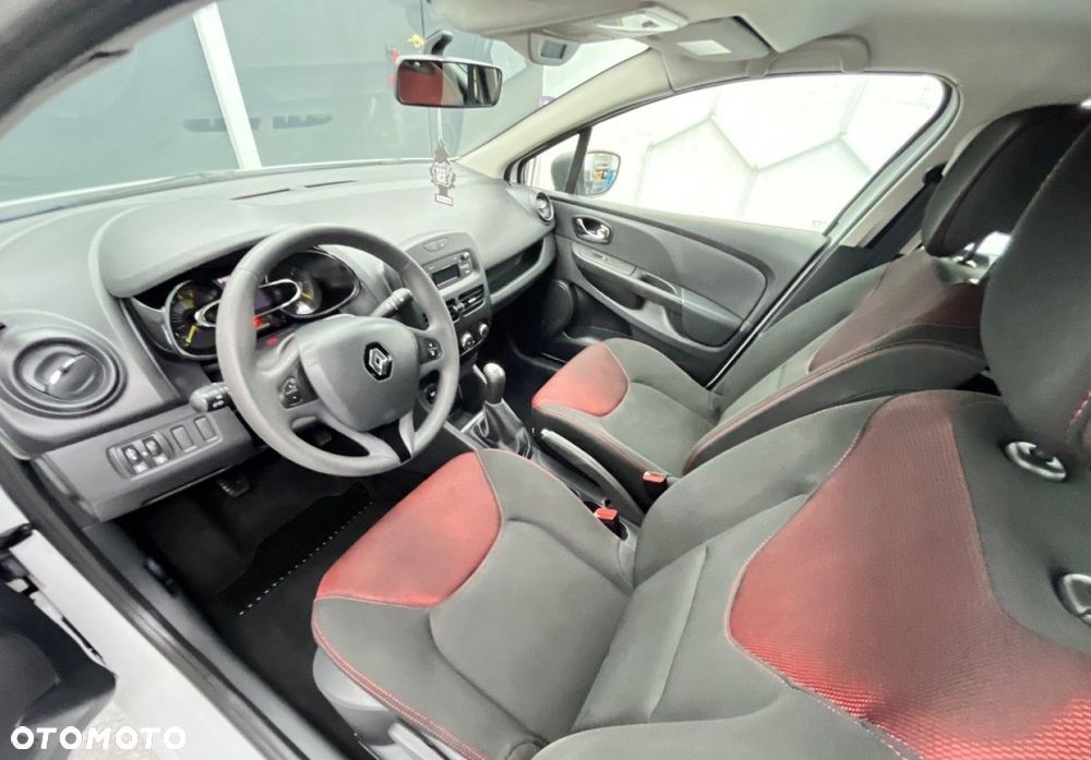 Renault Clio - 19
