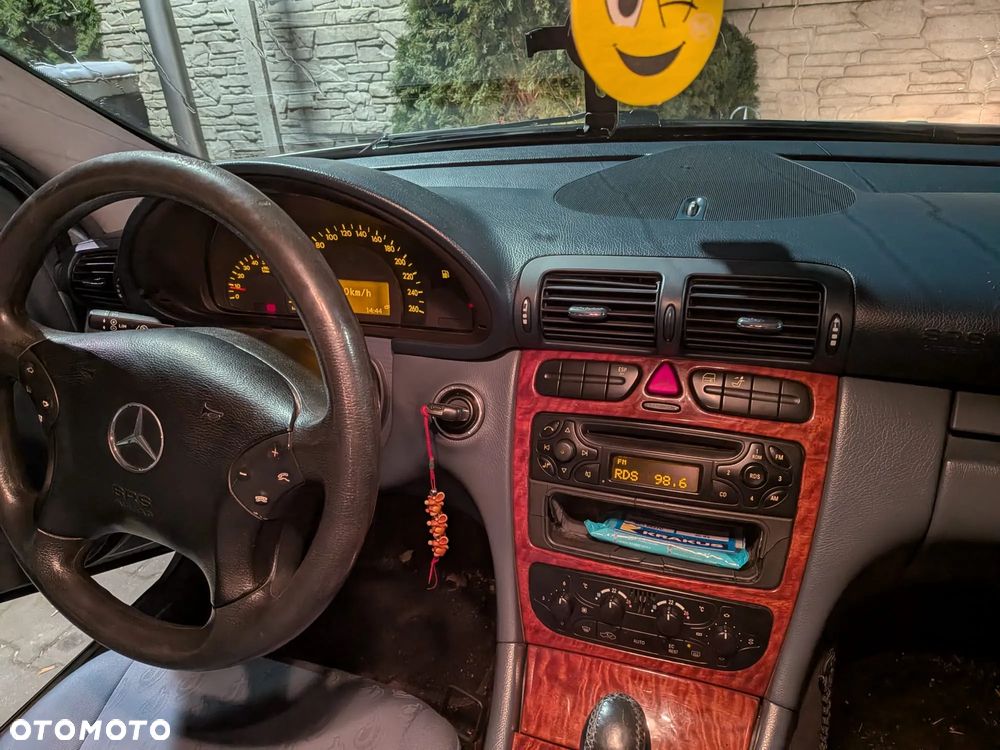 Mercedes-Benz Klasa C 200 CDI Classic - 10