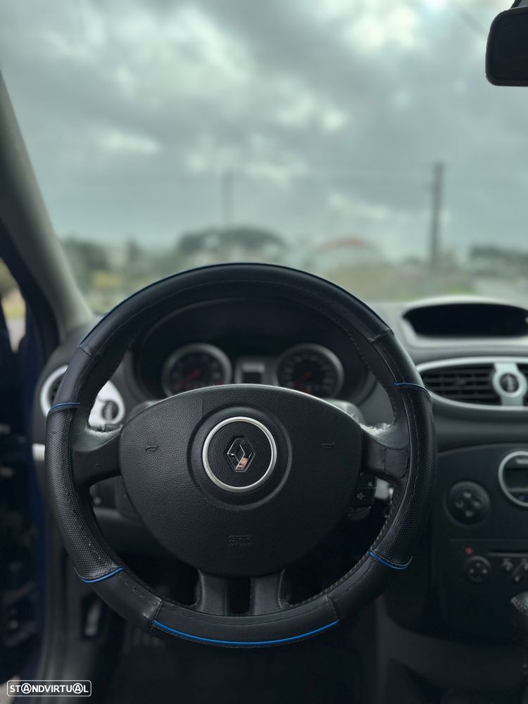 Renault Clio 1.2 16V Dynamique S - 7