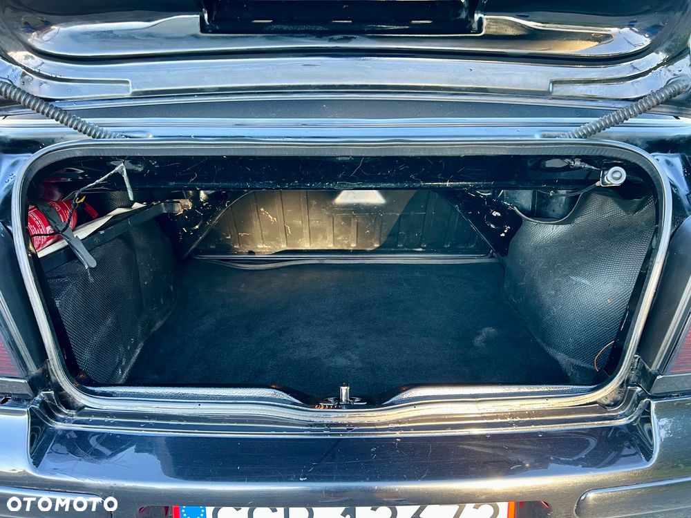 Volkswagen Golf 1.8 GL - 8