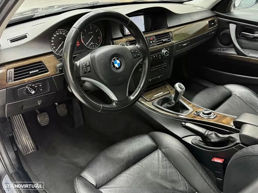 BMW 318 d - 6
