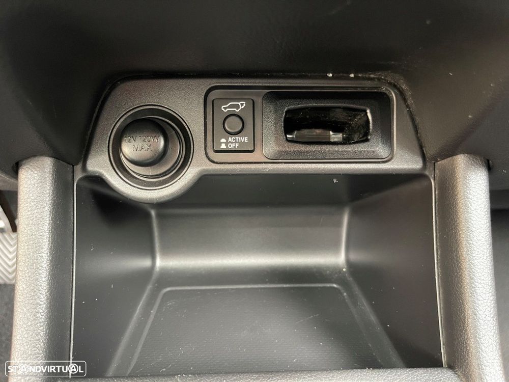 Mitsubishi Outlander 2.2 DI-D Instyle - 34