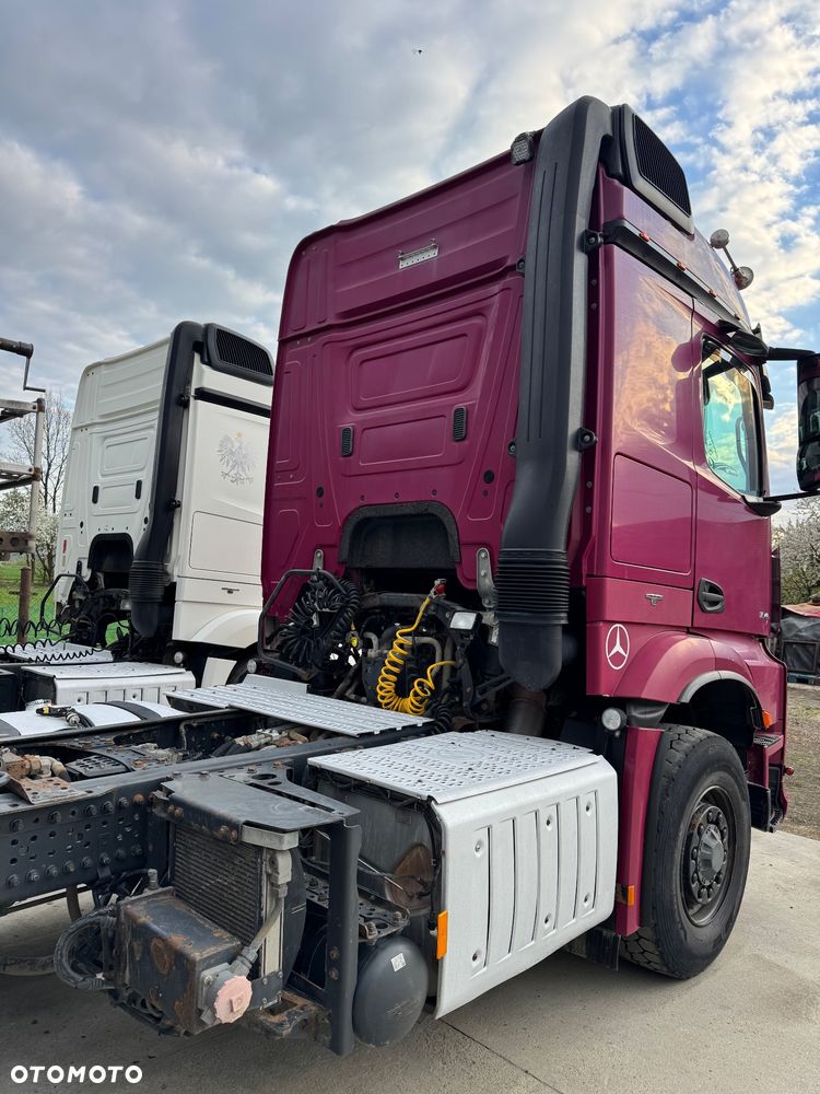 Mercedes-Benz HAD Arocs - 8