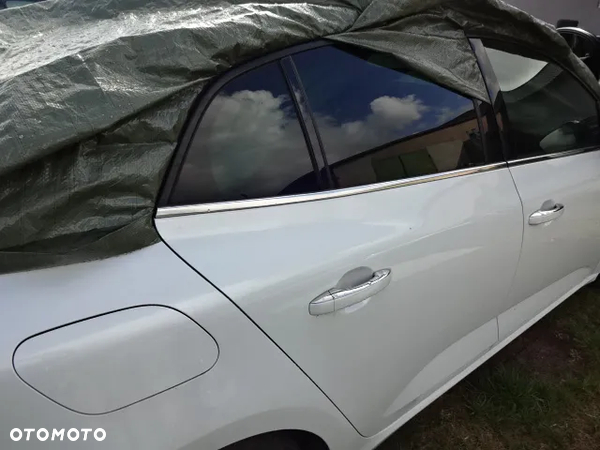 Kompletne drzwi tylne prawe Renault Megane IV sedan