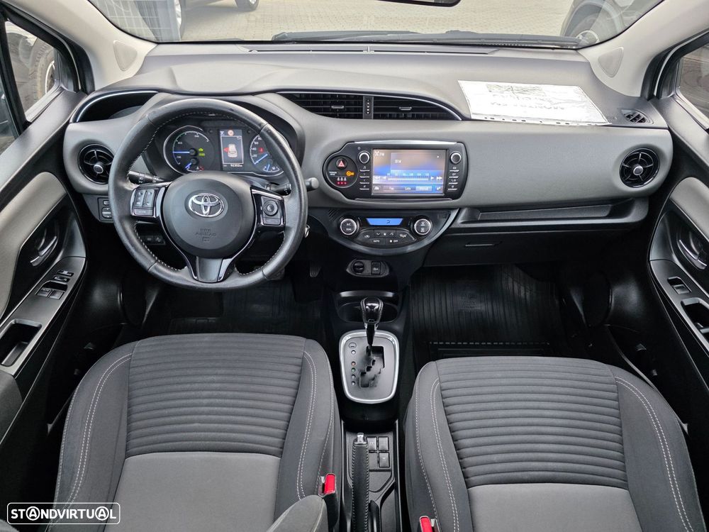 Toyota Yaris - 8