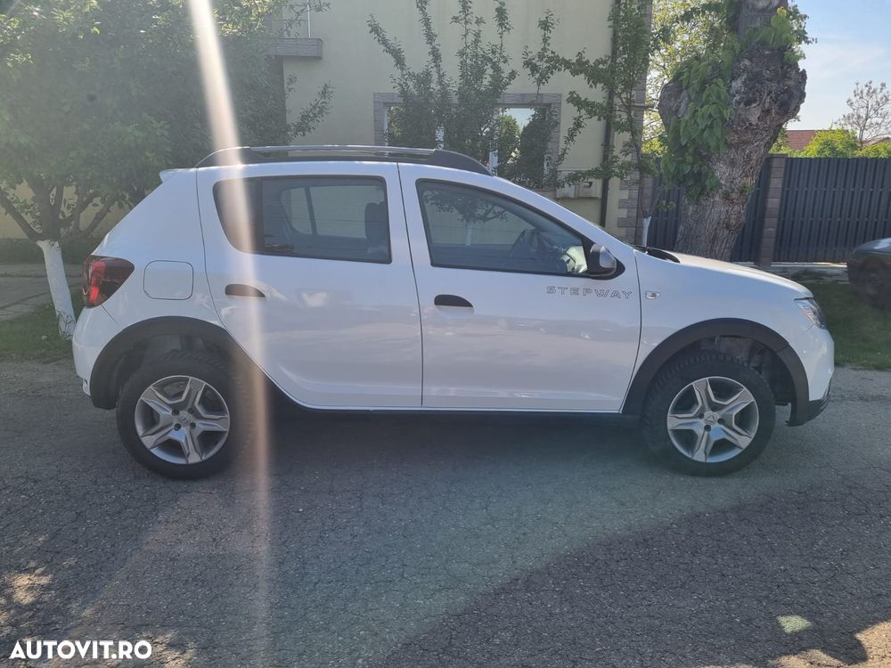 Dacia Sandero 0.9 90CP Stepway - 27