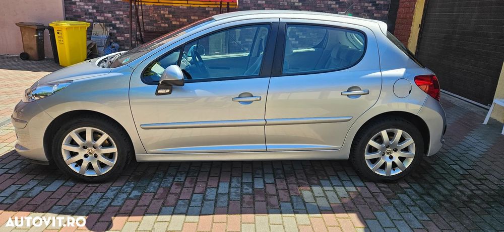 Peugeot 207 1.6E Sport Pack - 4