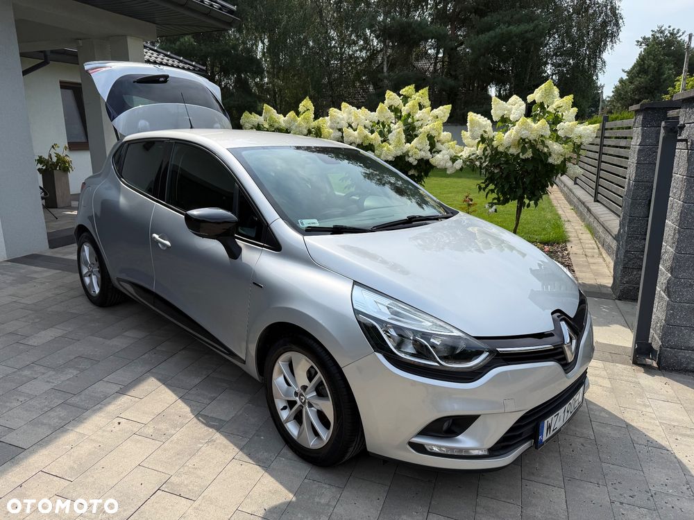 Renault Clio 1.2 16V Limited - 11