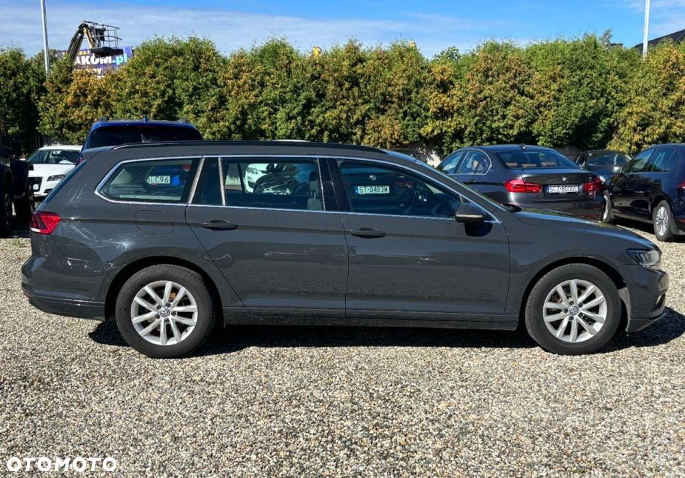 Volkswagen Passat - 7