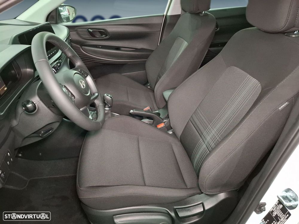 Hyundai Bayon — fotografia 11