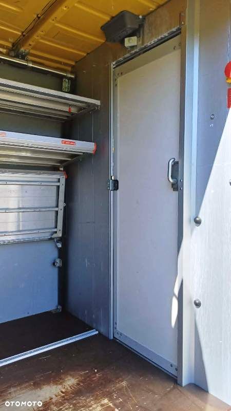 Volkswagen CRAFTER - 17
