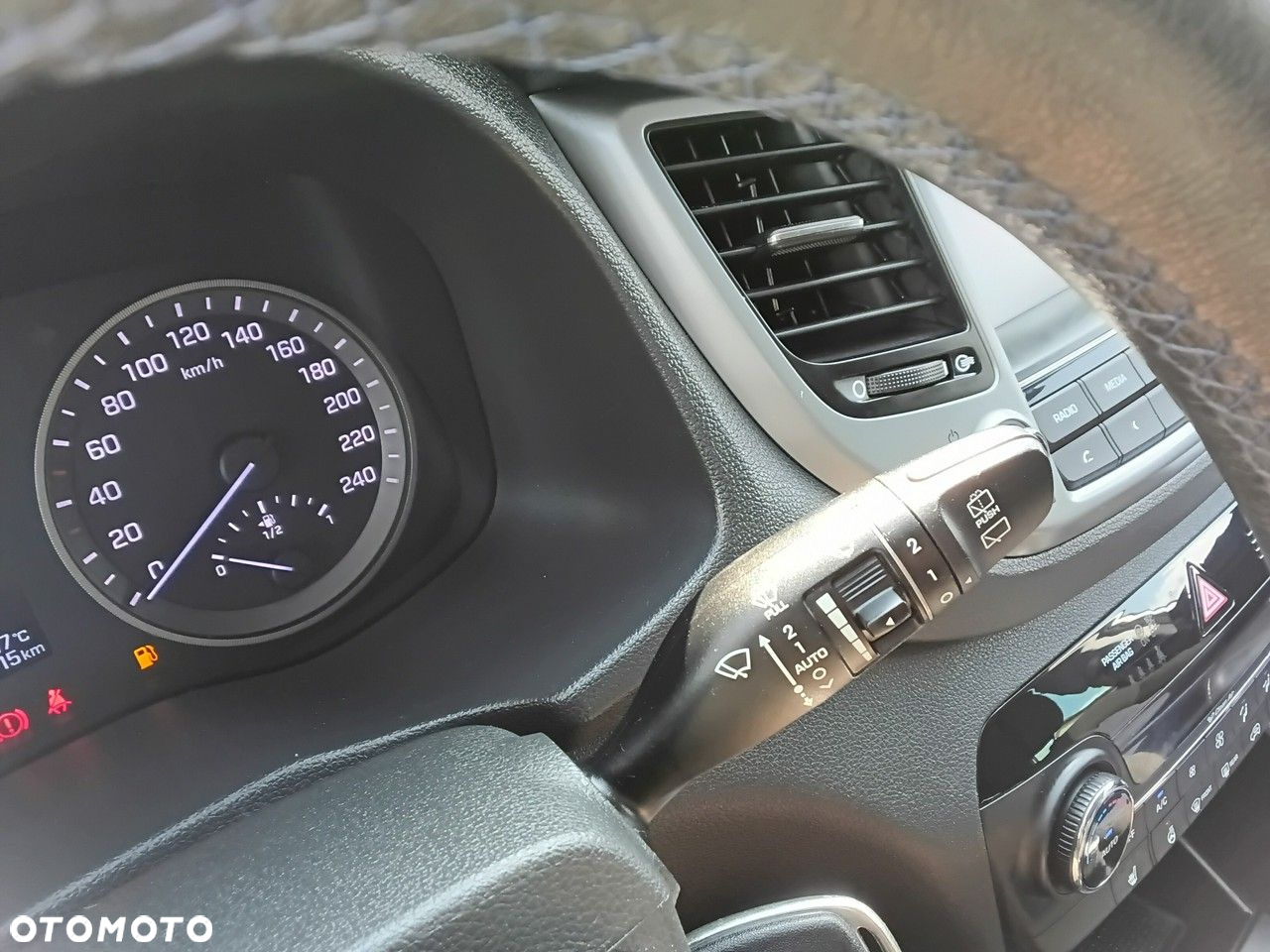 Hyundai Tucson blue 1.6 GDi 2WD Intro Edition - 29