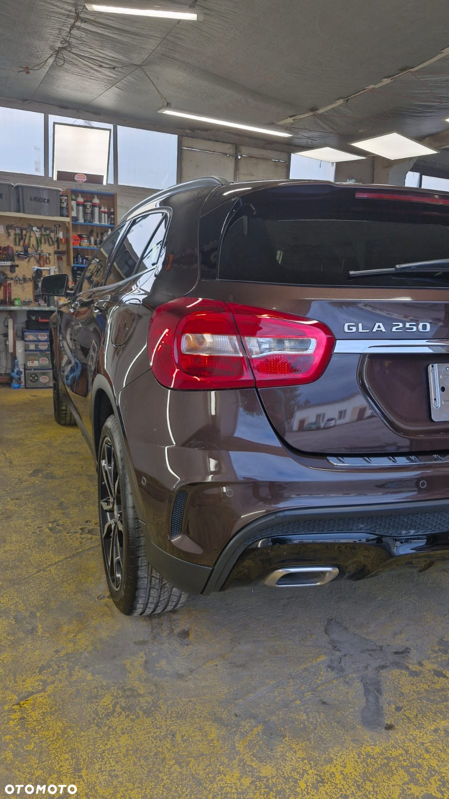 Mercedes-Benz GLA - 17