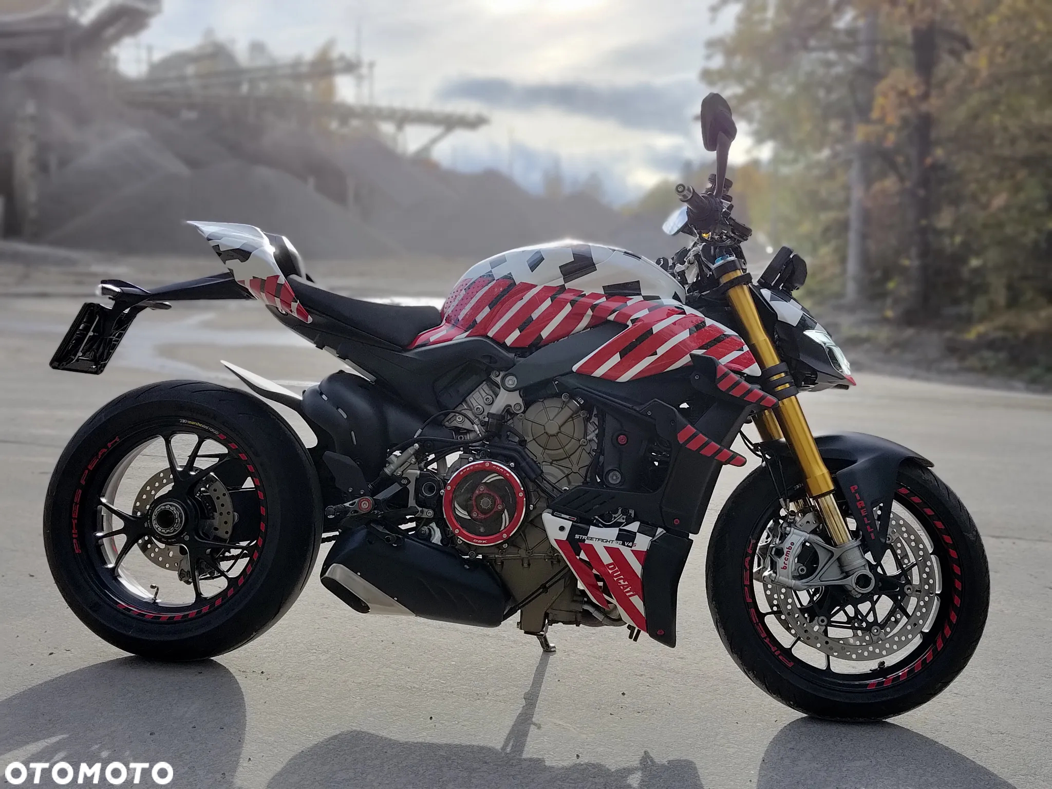 Ducati Streetfighter V4 - 2