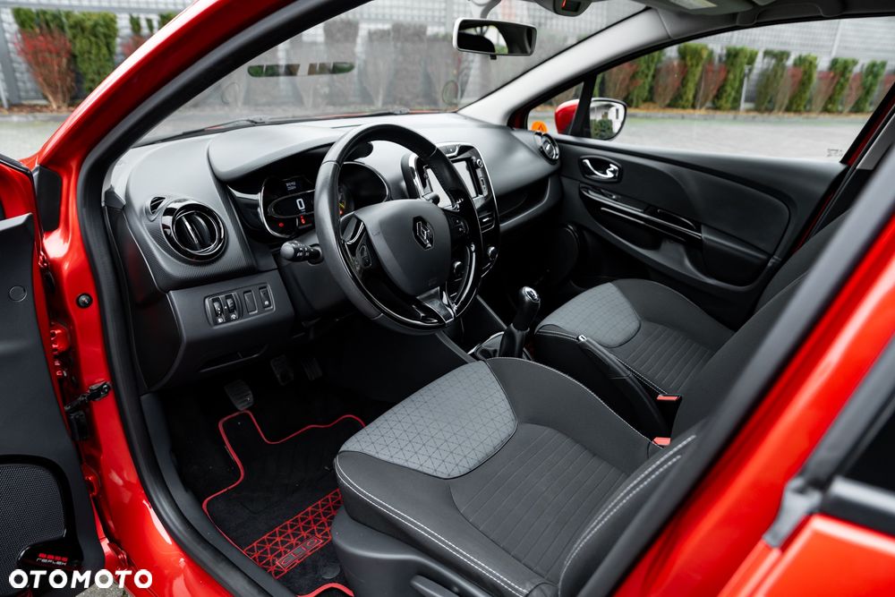 Renault Clio TCe 90 Limited - 19