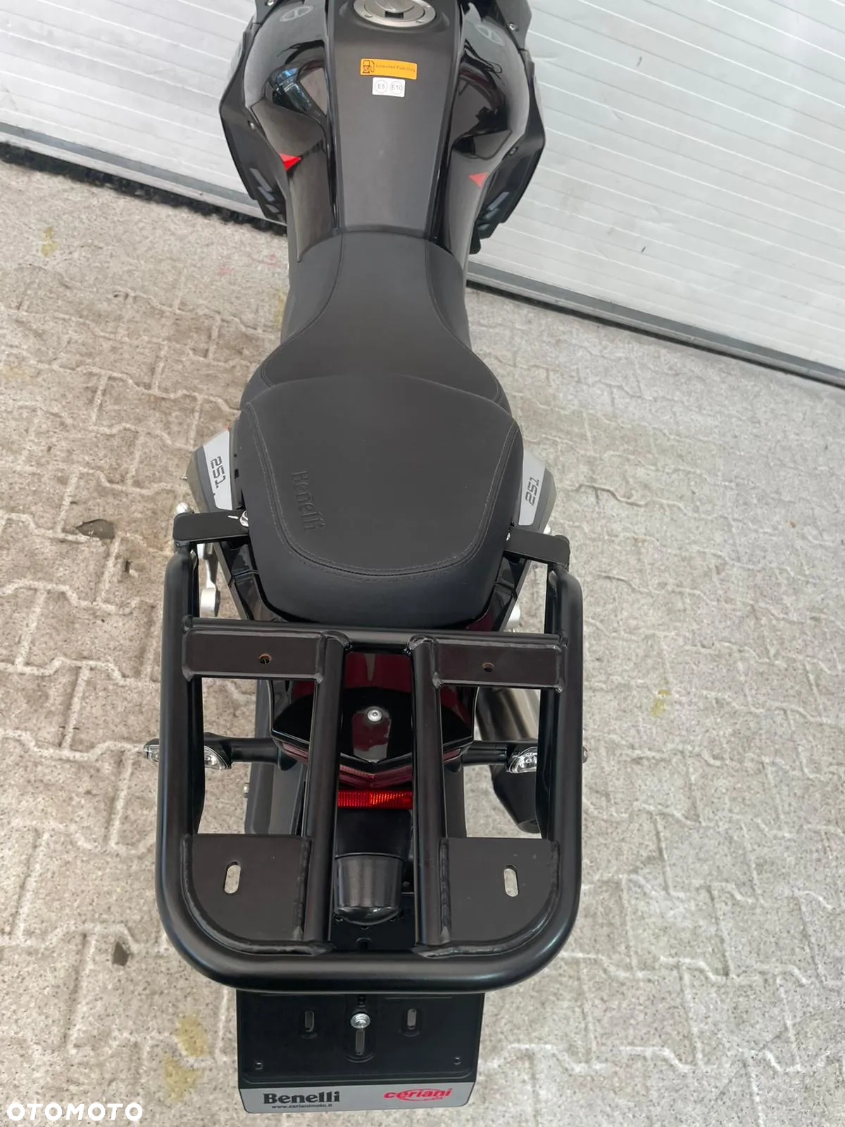 Benelli TRK 251 - 35