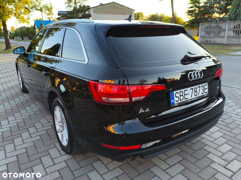 Audi A4 Avant 2.0 TDI - 9