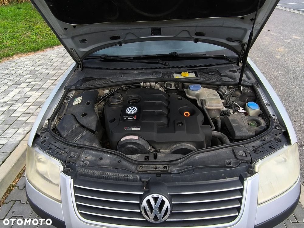 Volkswagen Passat 1.9 TDI Basis - 14