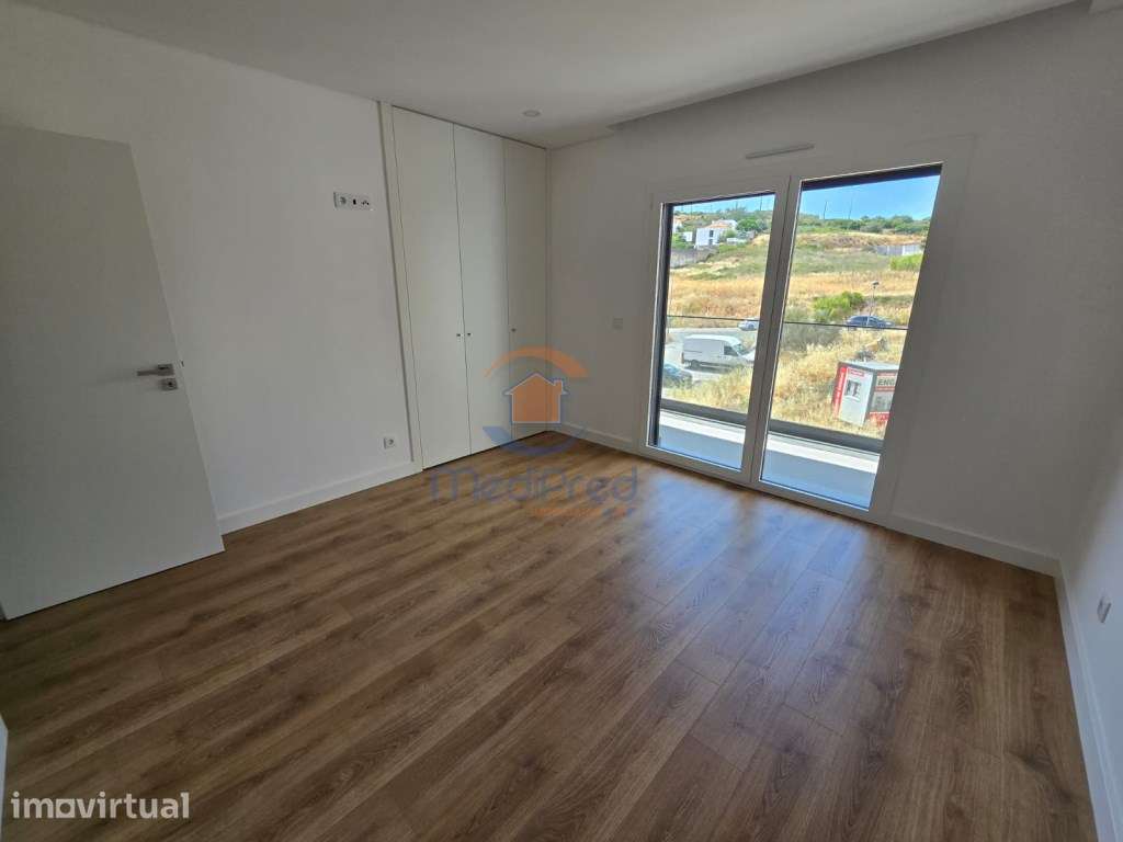 Apartamento T3 c/ Parqueamento | Paradela, Santo António dos Cavale... - Grande imagem: 5/14