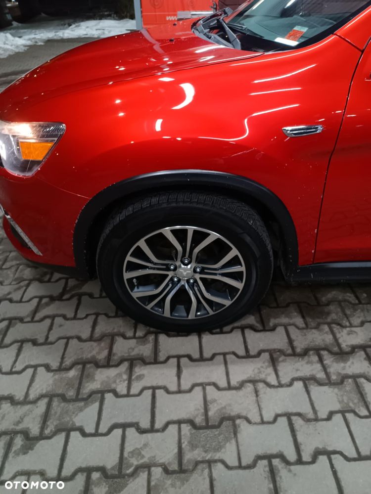 Mitsubishi Outlander - 11