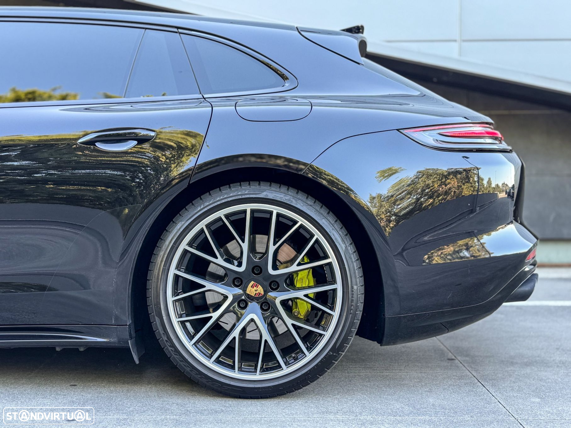 Porsche Panamera Sport Turismo 4 E-Hybrid - 18