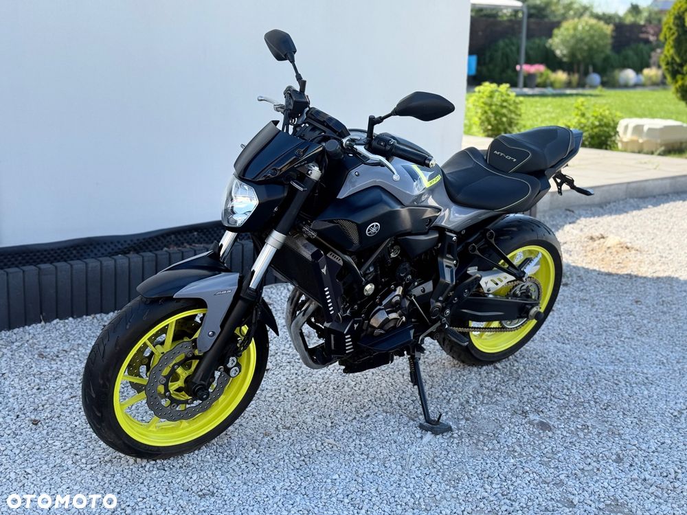 Yamaha MT - 13