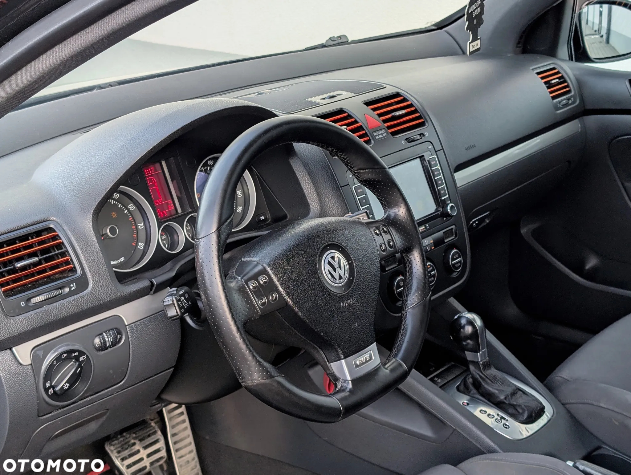 Volkswagen Golf 2.0 GTI DSG - 12