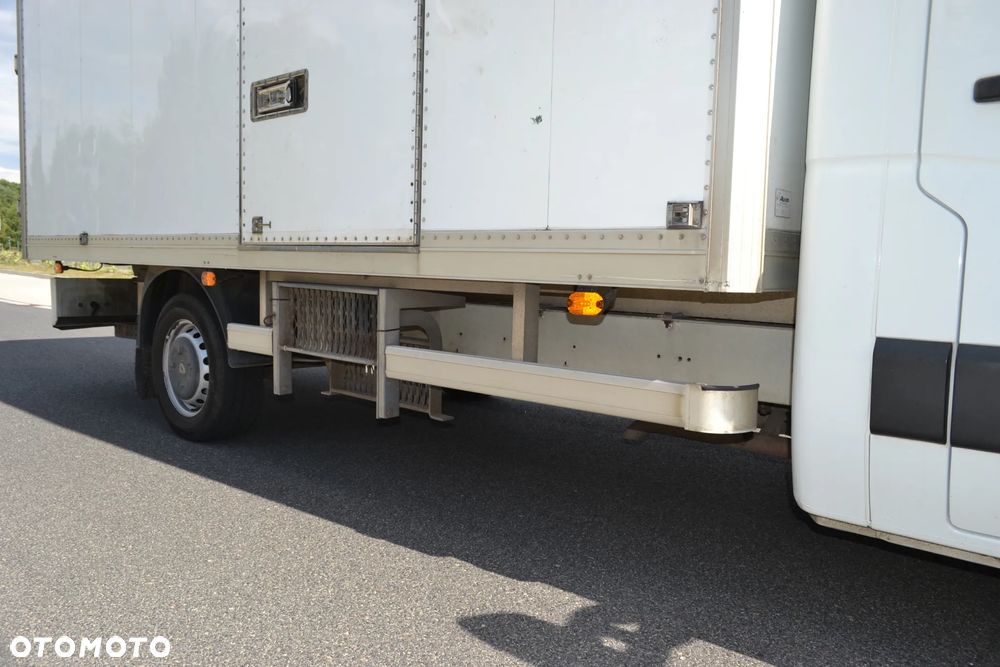 Renault Master - 24