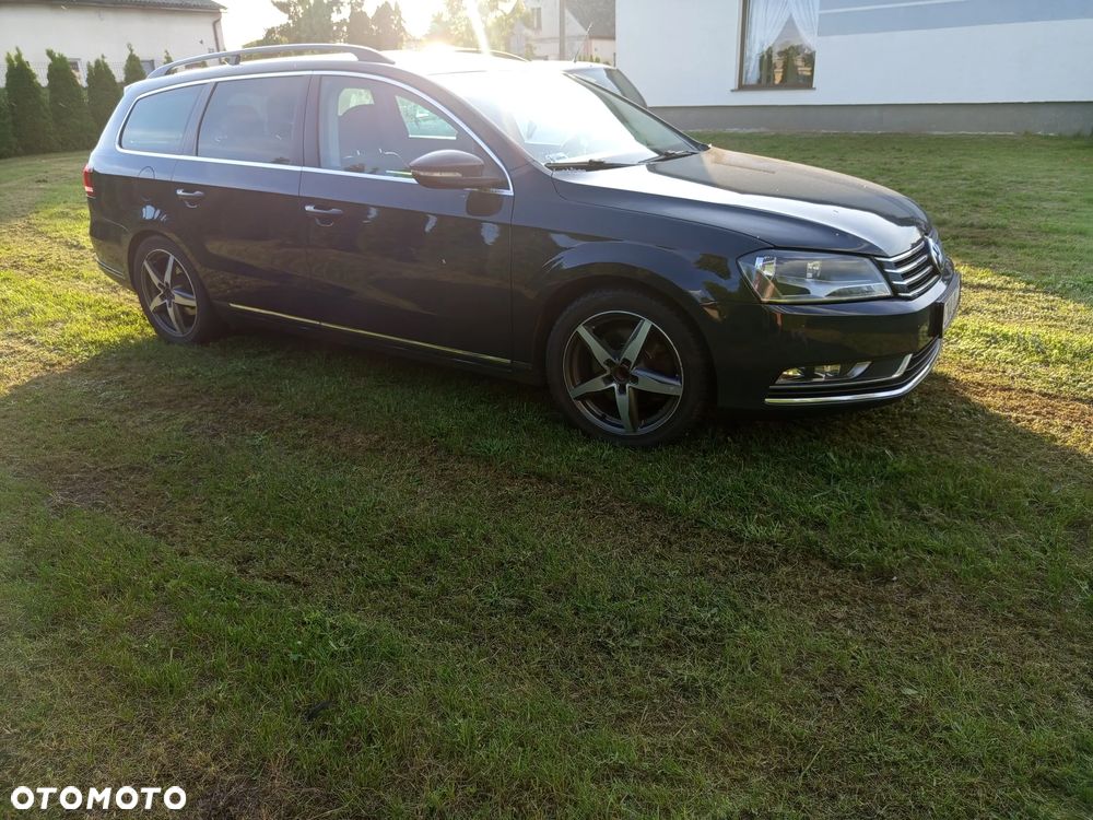 Volkswagen Passat 2.0 TDI DPF DSG 4Motion Comfortline - 3