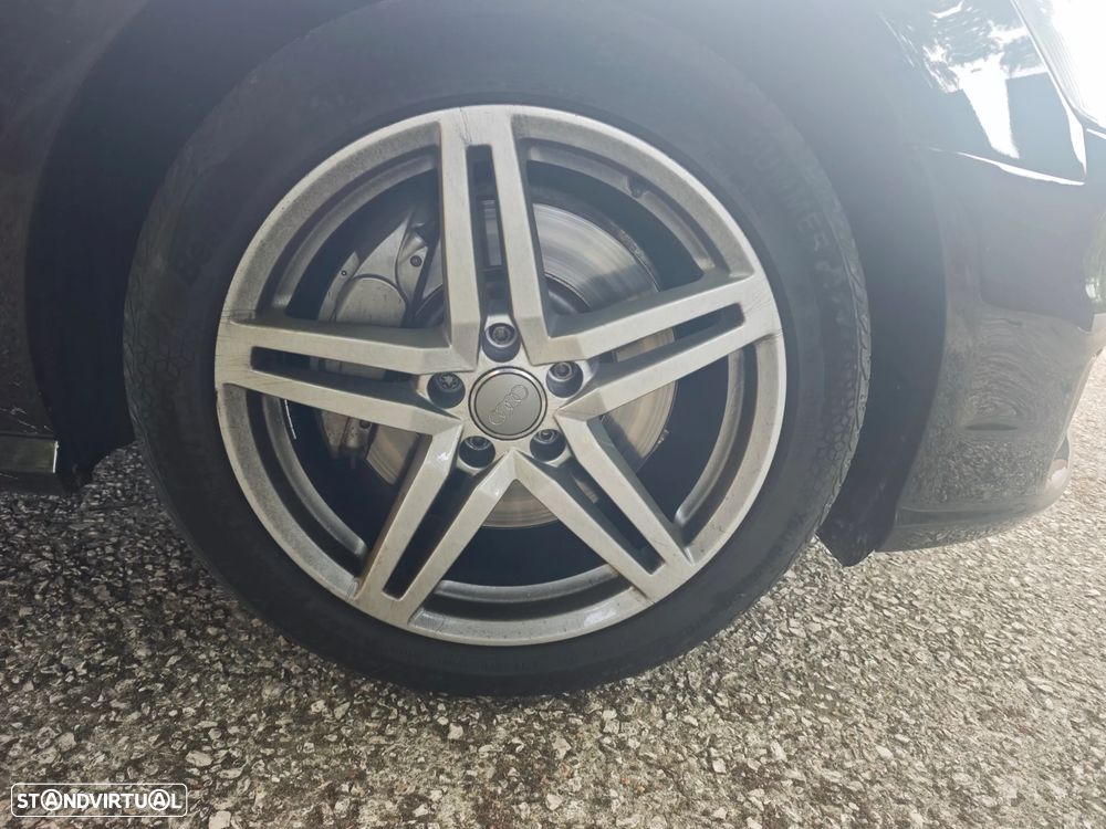 Audi A6 Avant 3.0 TDI V6 quattro Advance S tronic - 3