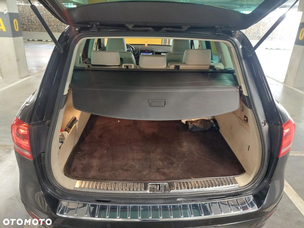 Volkswagen Touareg 3.0 V6 TDI BMT - 19