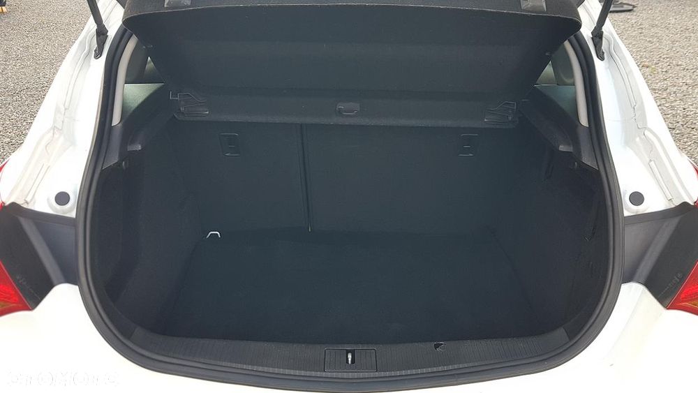 Opel Astra 1.4 Turbo Active - 11