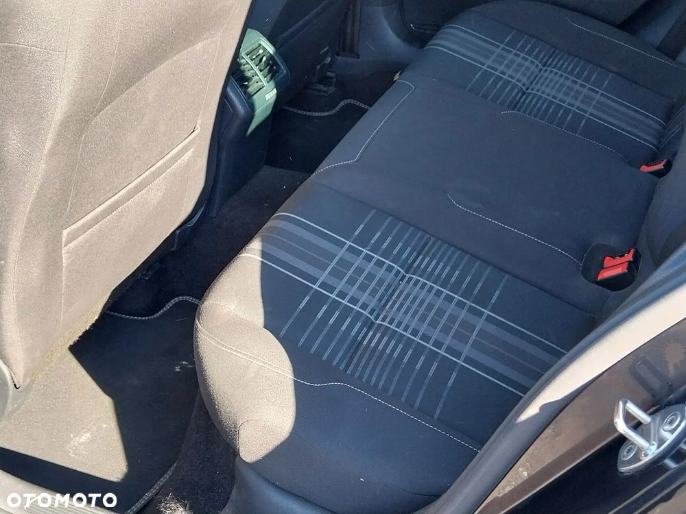 Volkswagen Golf 2.0 TDI BMT Comfortline EU6 - 13