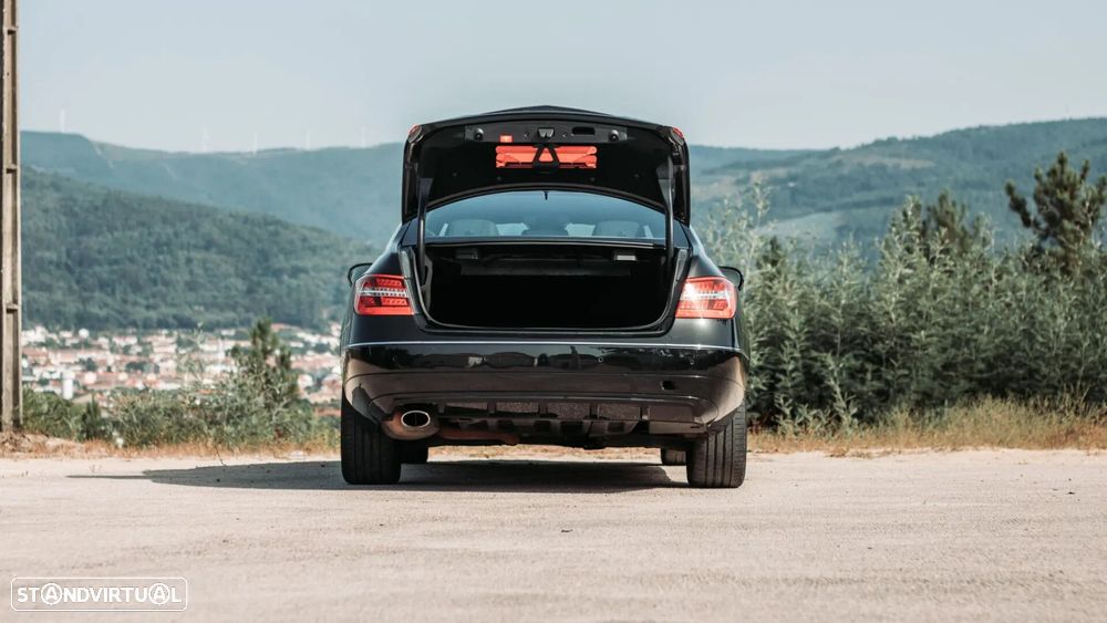 Mercedes-Benz E 250 - 5