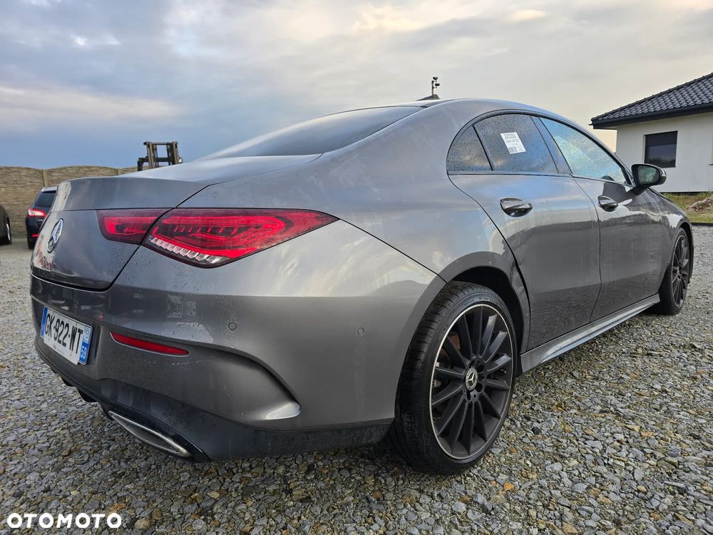 Mercedes-Benz CLA 180 7G-DCT AMG Line - 2