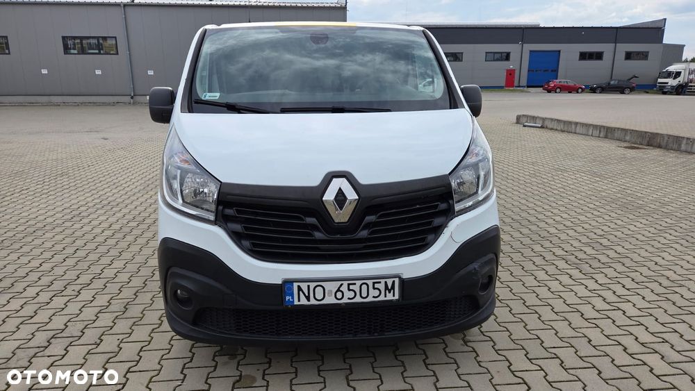 Renault TRAFIC - 1