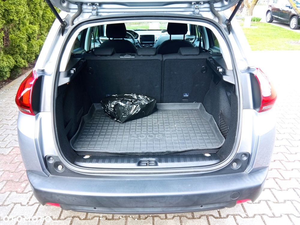 Peugeot 2008 1.2 Pure Tech GPF Active - 15