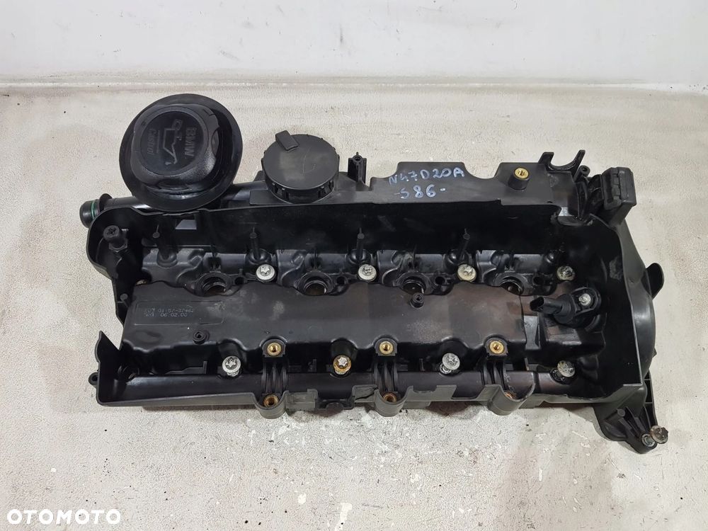 POKRYWA ZAWORÓW 7797613 BMW E90 E91 E87 E60 2.0D N47D20A - 2