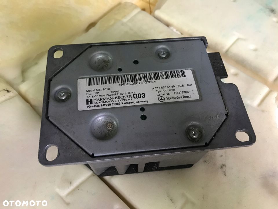 MERCEDES wzmacniacz harman/becker A 2118705189 - 1