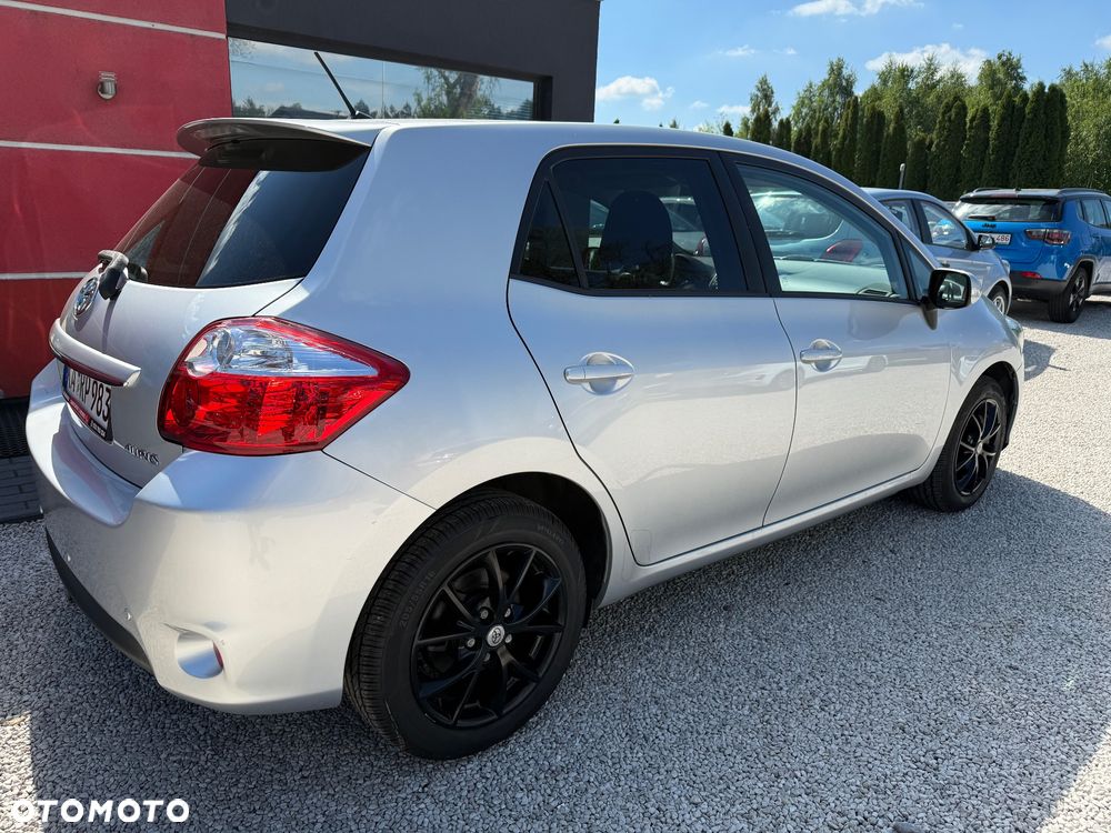 Toyota Auris 1.6 Life+ - 2