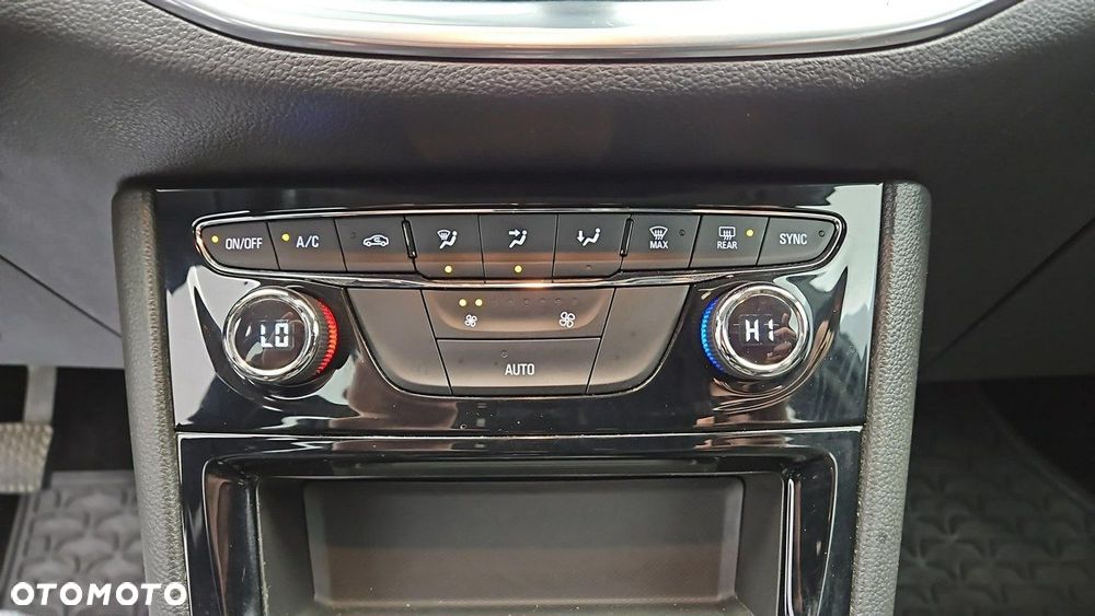 Opel Astra 1.5 CDTI Elegance S&S - 19