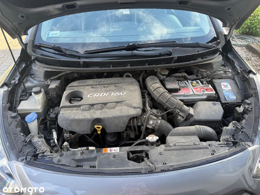 Hyundai i30 1.6 CRDi Premium - 4