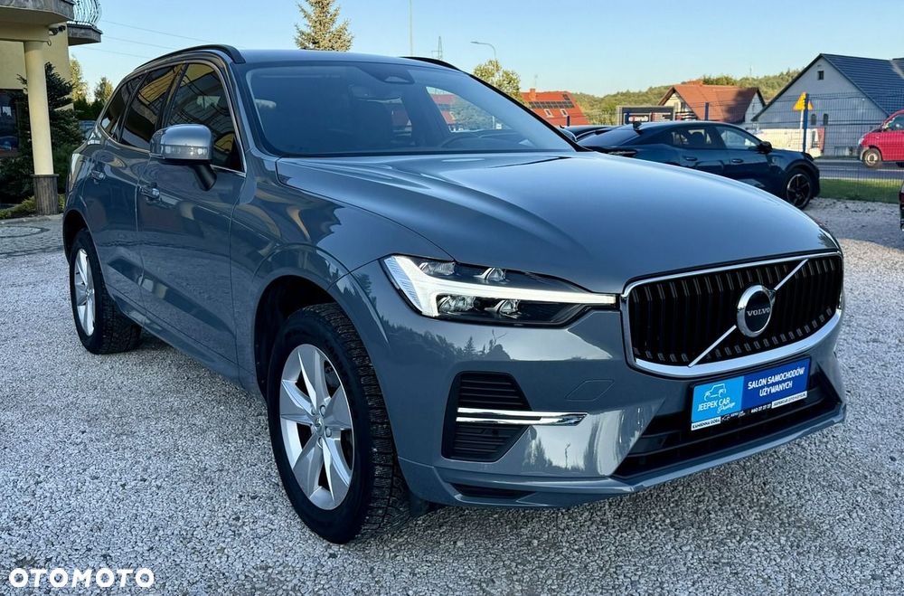 Volvo XC 60 B4 D Plus Dark - 5