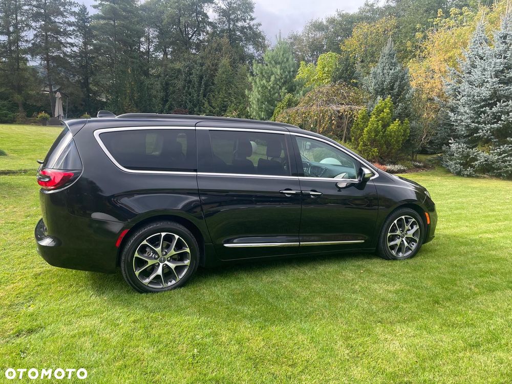 Chrysler Pacifica - 6